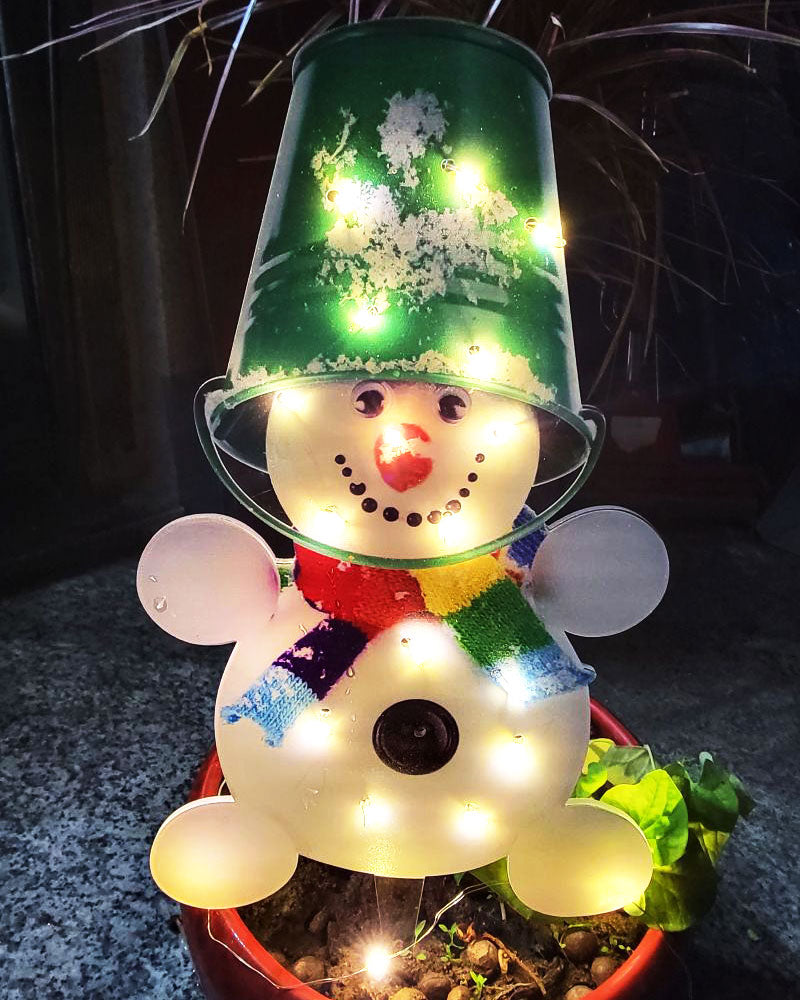 LED Christmas Snowman Scene Decoration