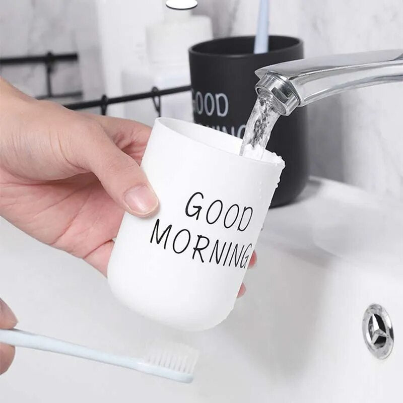 Couple's Portable Toothbrush & Mouthwash Set