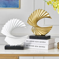 Golden Resin Abstract Sculpture: Modern Decor Masterpiece