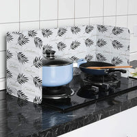 Foldable Aluminum Foil Gas Stove Baffle