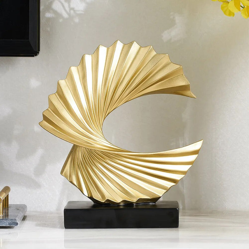 Golden Resin Abstract Sculpture: Modern Decor Masterpiece