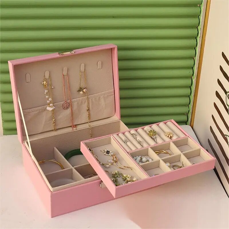 Double-Layer Jewelry Travel Box: Elegant and Compact