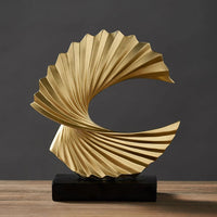 Golden Resin Abstract Sculpture: Modern Decor Masterpiece