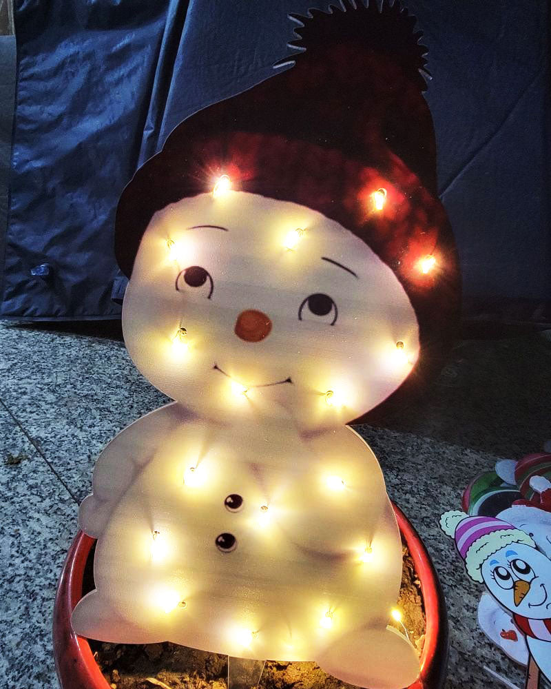 LED Christmas Snowman Scene Decoration